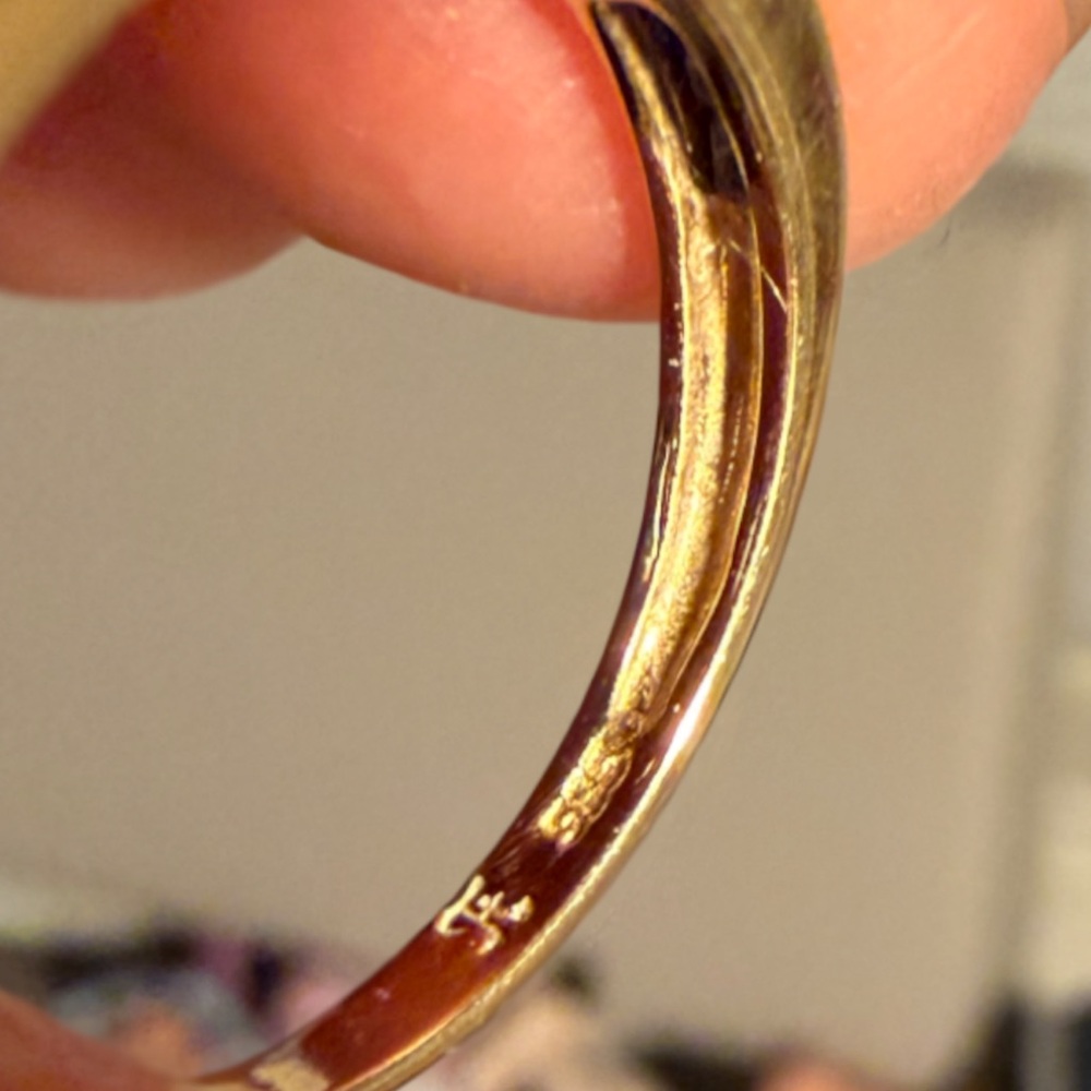NEW 14K Real Gold and Sapphire Ring - Picture 9 of 9